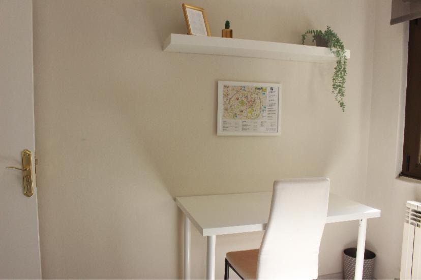 Homestay Centro Cerca De Estacion De Buses Y Trenes *